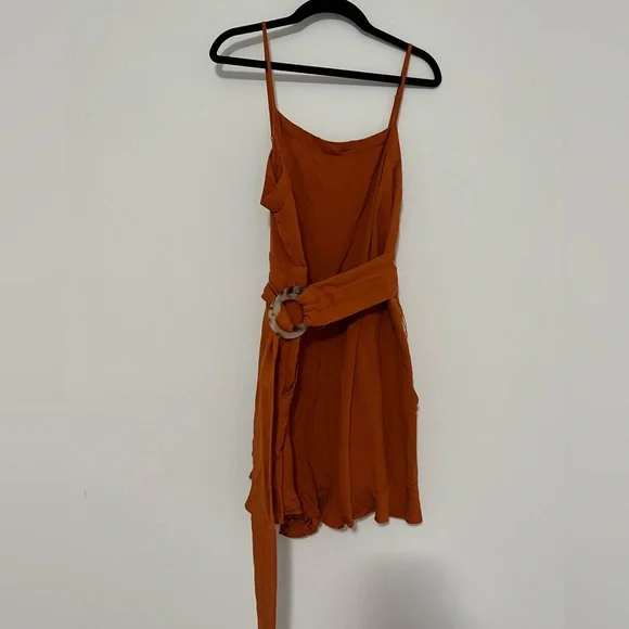 Romper - Picture 1 of 4